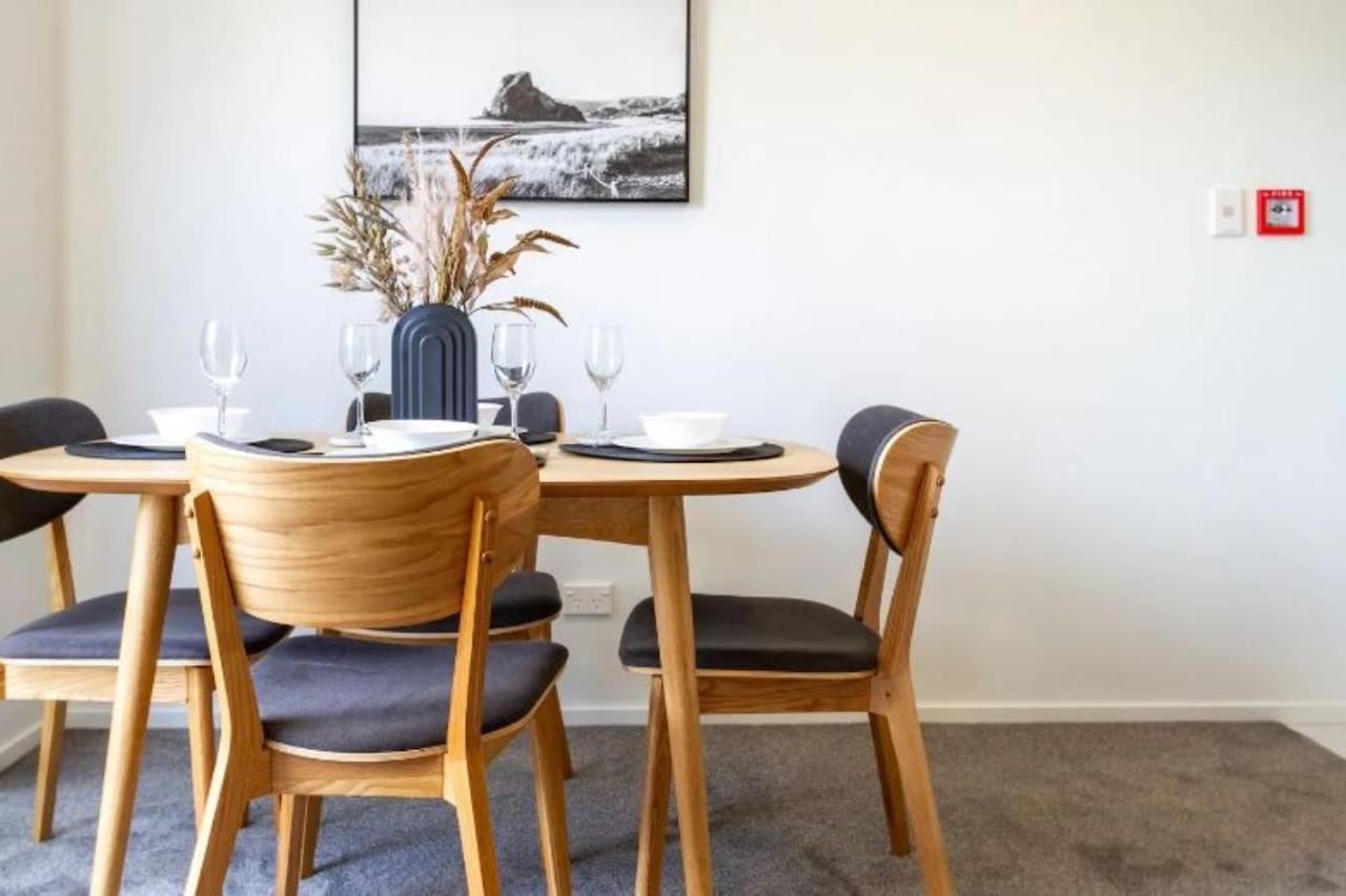 Serenity In The Centre: 2 Bed 2 Bath Christchurch Exterior foto